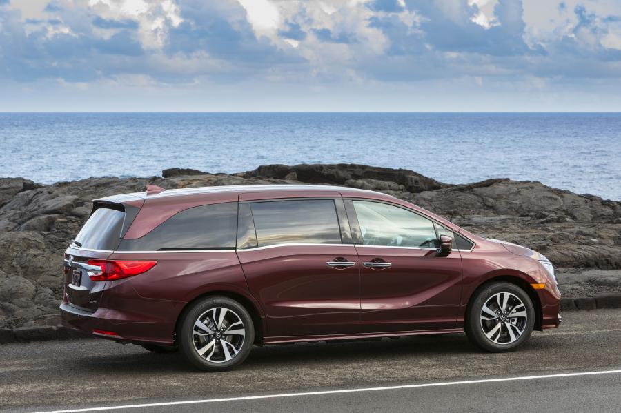  Honda Odyssey 2017 года  (фото 83 из 160)